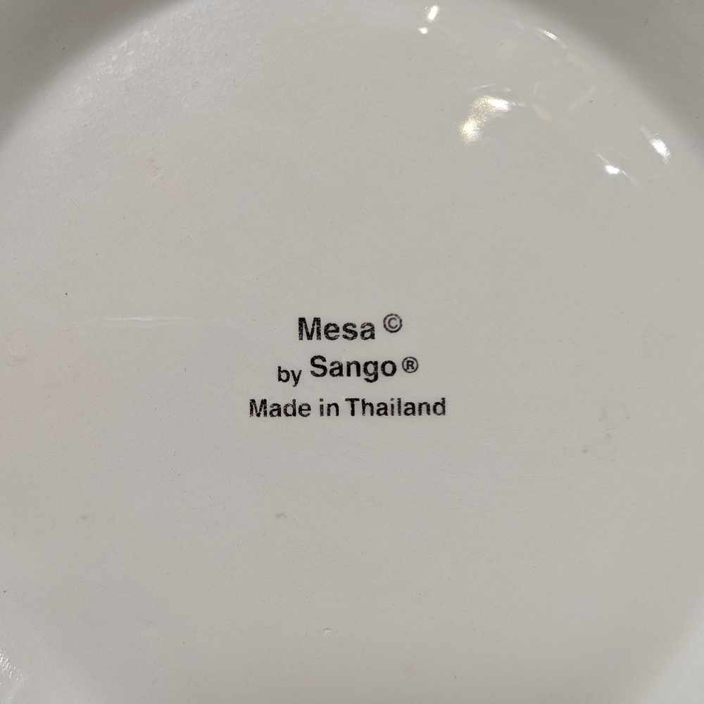 Sango White Ceramic Mesa Porcelain Soup Serving Pot With Ladle - Picture 5 of 5